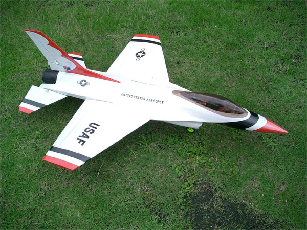 TO_sama_F16_2.jpg